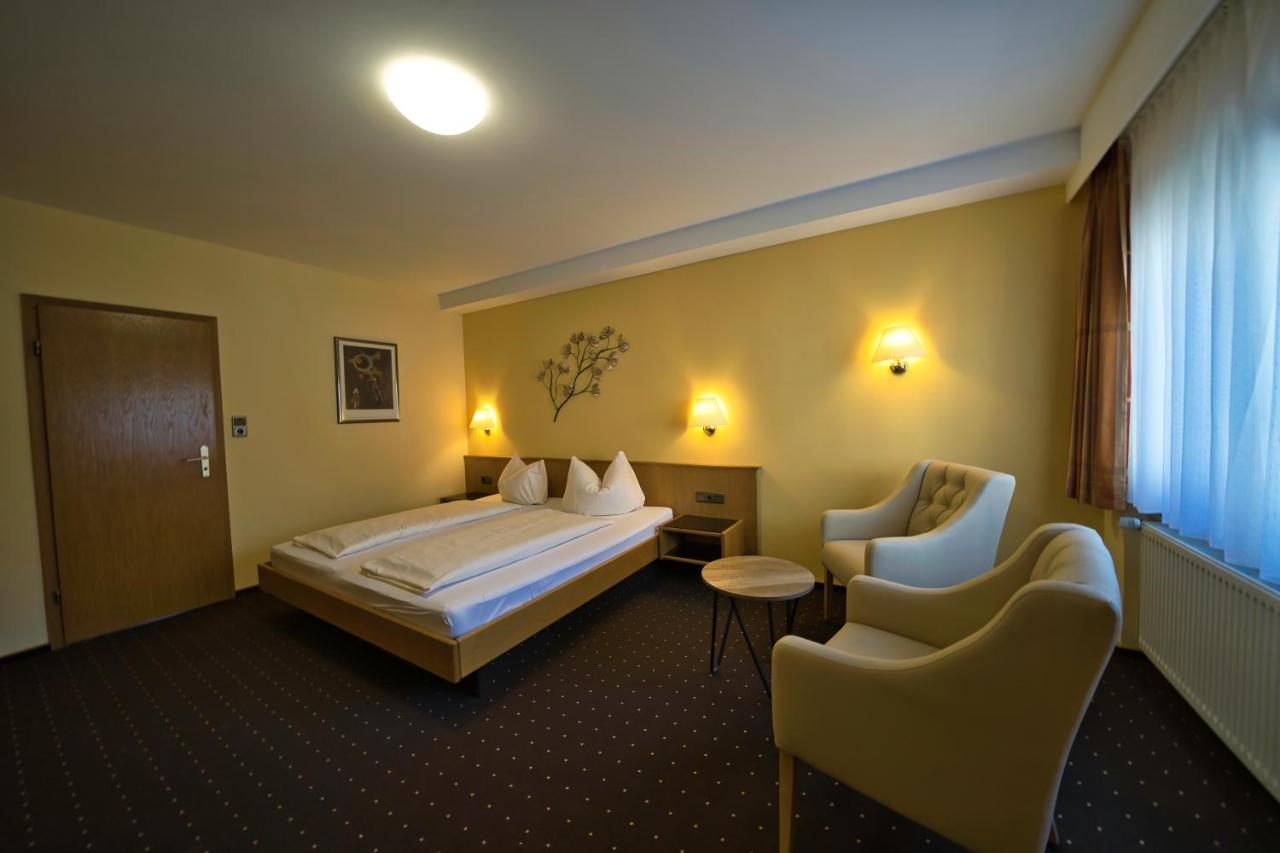 Hotel Tenner Neustadt an der Weinstraße Dış mekan fotoğraf
