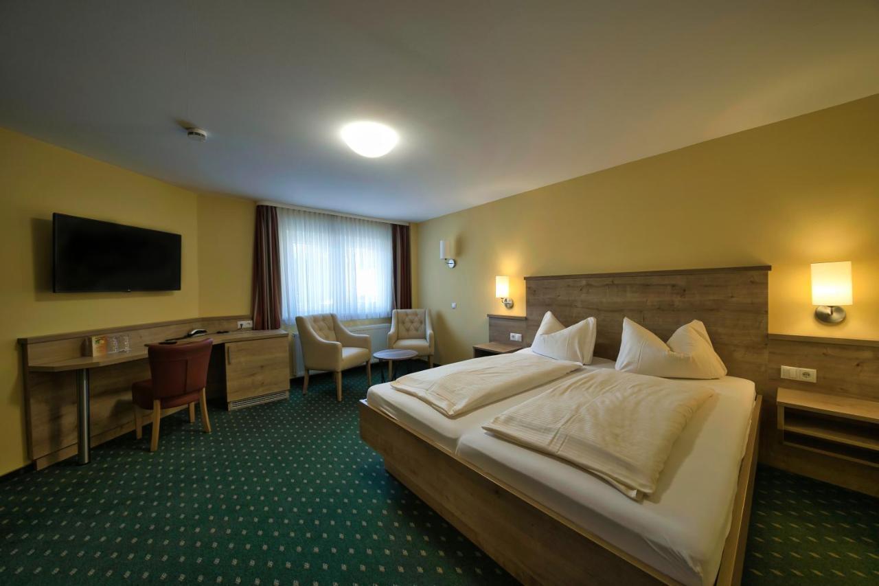 Hotel Tenner Neustadt an der Weinstraße Dış mekan fotoğraf