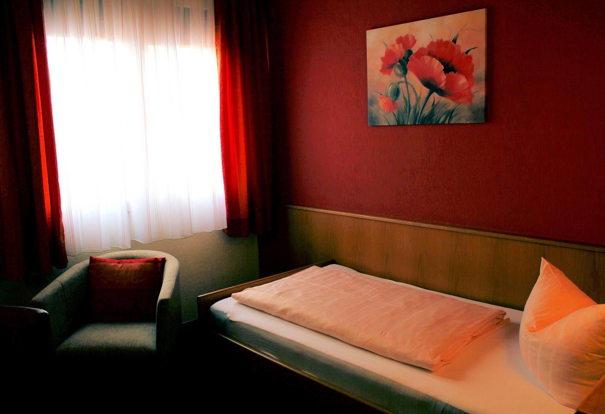 Hotel Tenner Neustadt an der Weinstraße Dış mekan fotoğraf