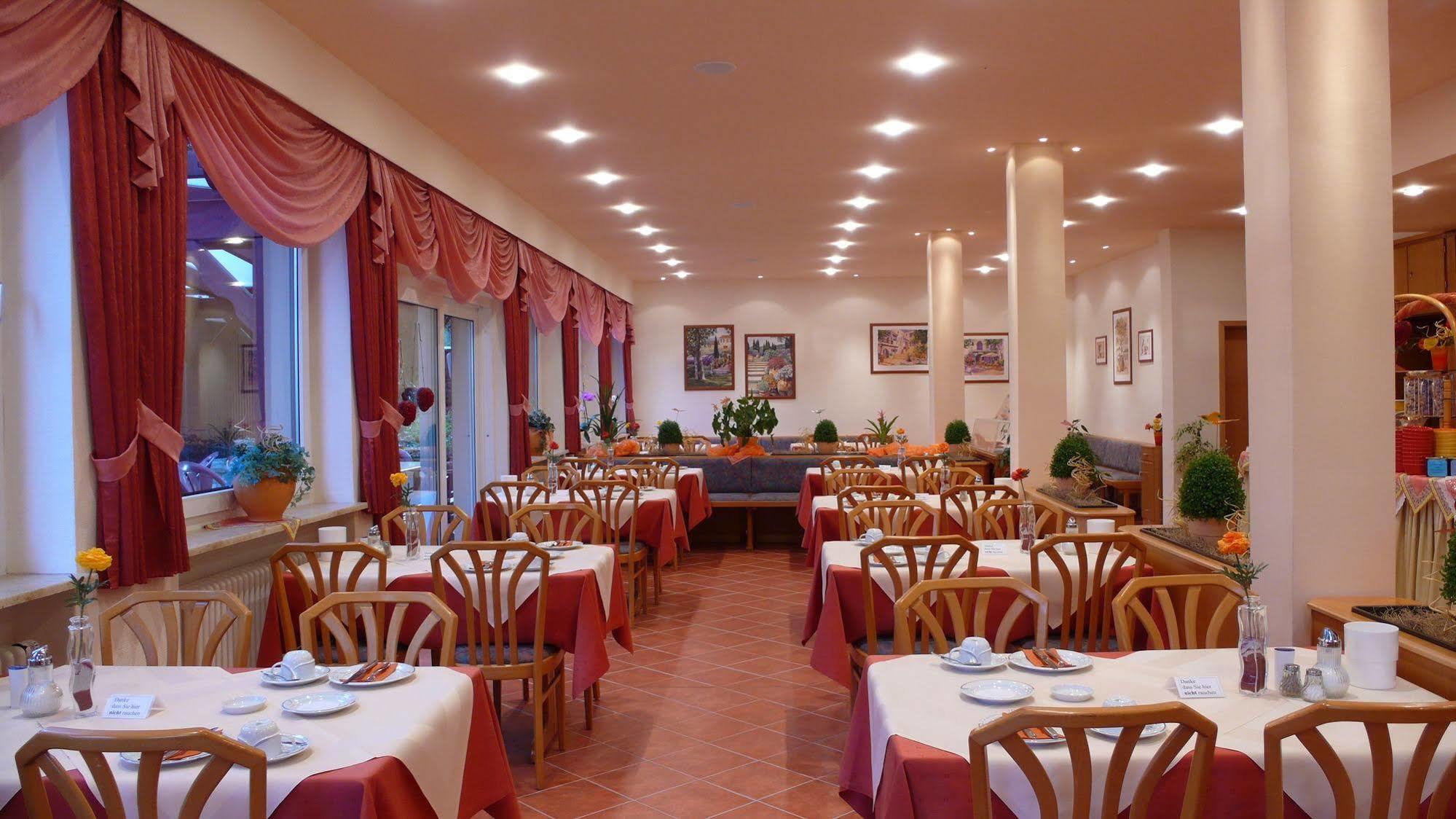 Hotel Tenner Neustadt an der Weinstraße Dış mekan fotoğraf